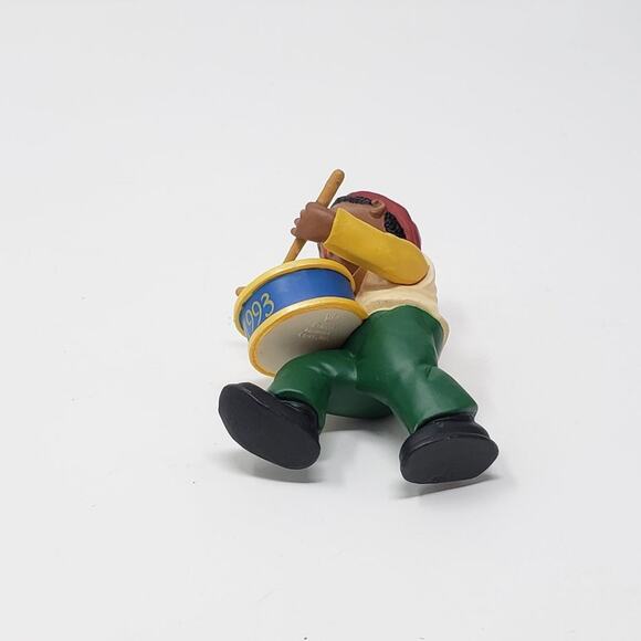 1993 Hallmark Little Drummer Boy Handcrafted Keepsake Christmas Ornament. - Picture 7 of 8